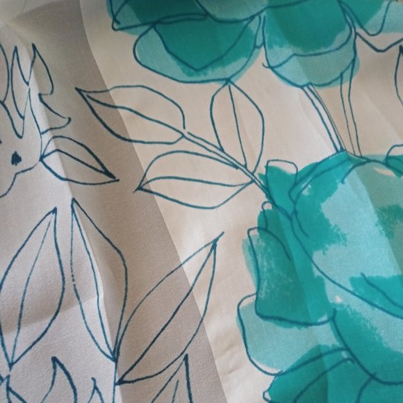 Vera Neumann Signature Turquoise Scarf - Picture 2 of 10